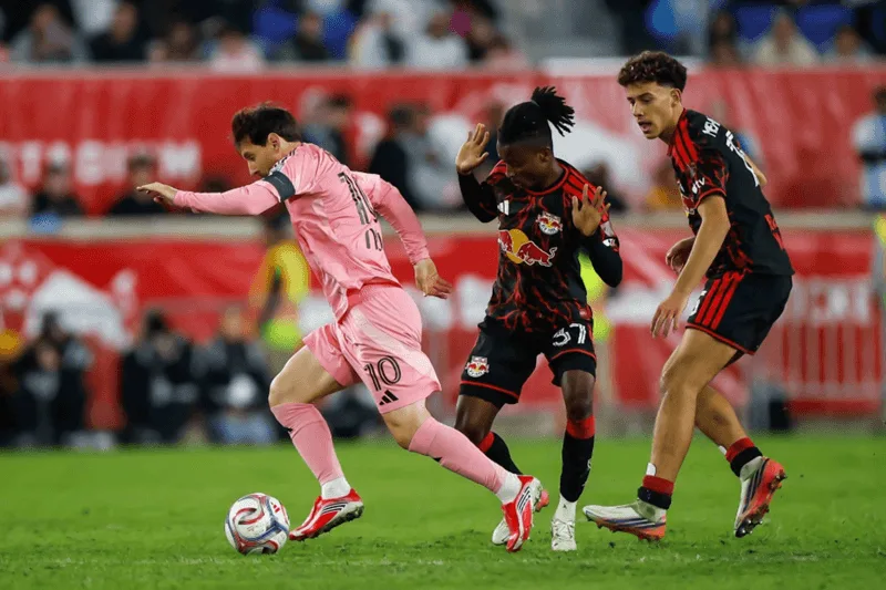 Khả năng đọc trận đấu biến Messi thành nhân tố tạo khác biệt ở bất kỳ sơ đồ nào.